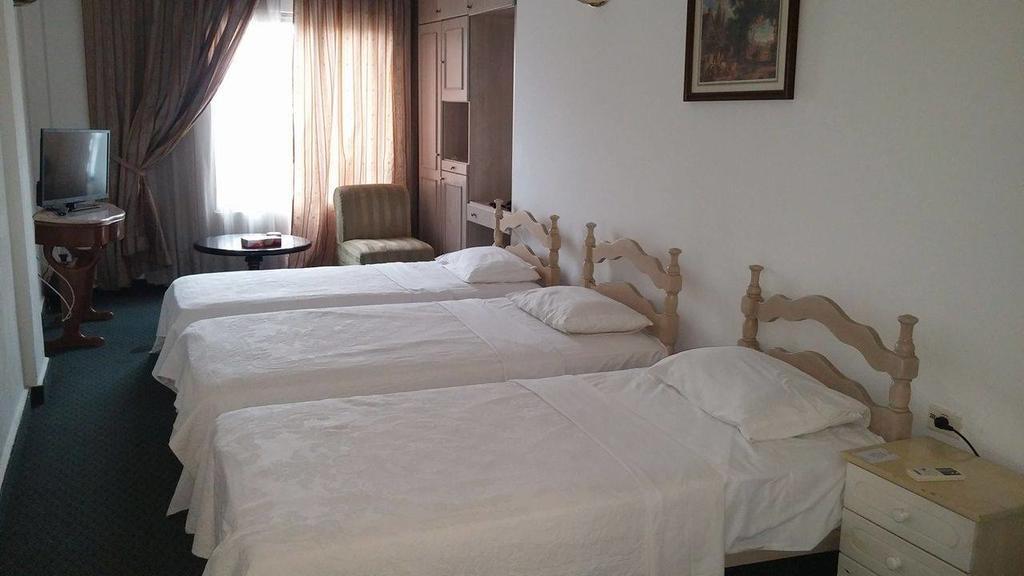 Arcada Marina Hotel Jounieh Εξωτερικό φωτογραφία
