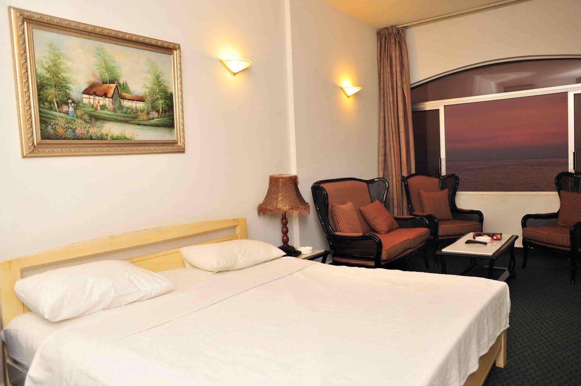 Arcada Marina Hotel Jounieh Εξωτερικό φωτογραφία